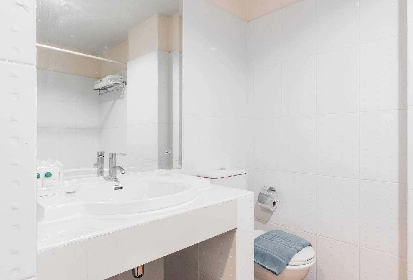 Convenient-Park-Bangkok-Sukhumvit-Room-34