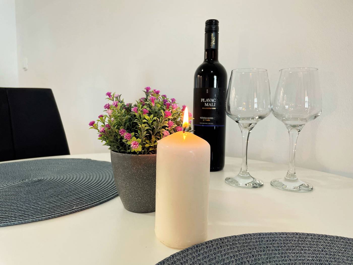 Villa-Sunset-Room-90