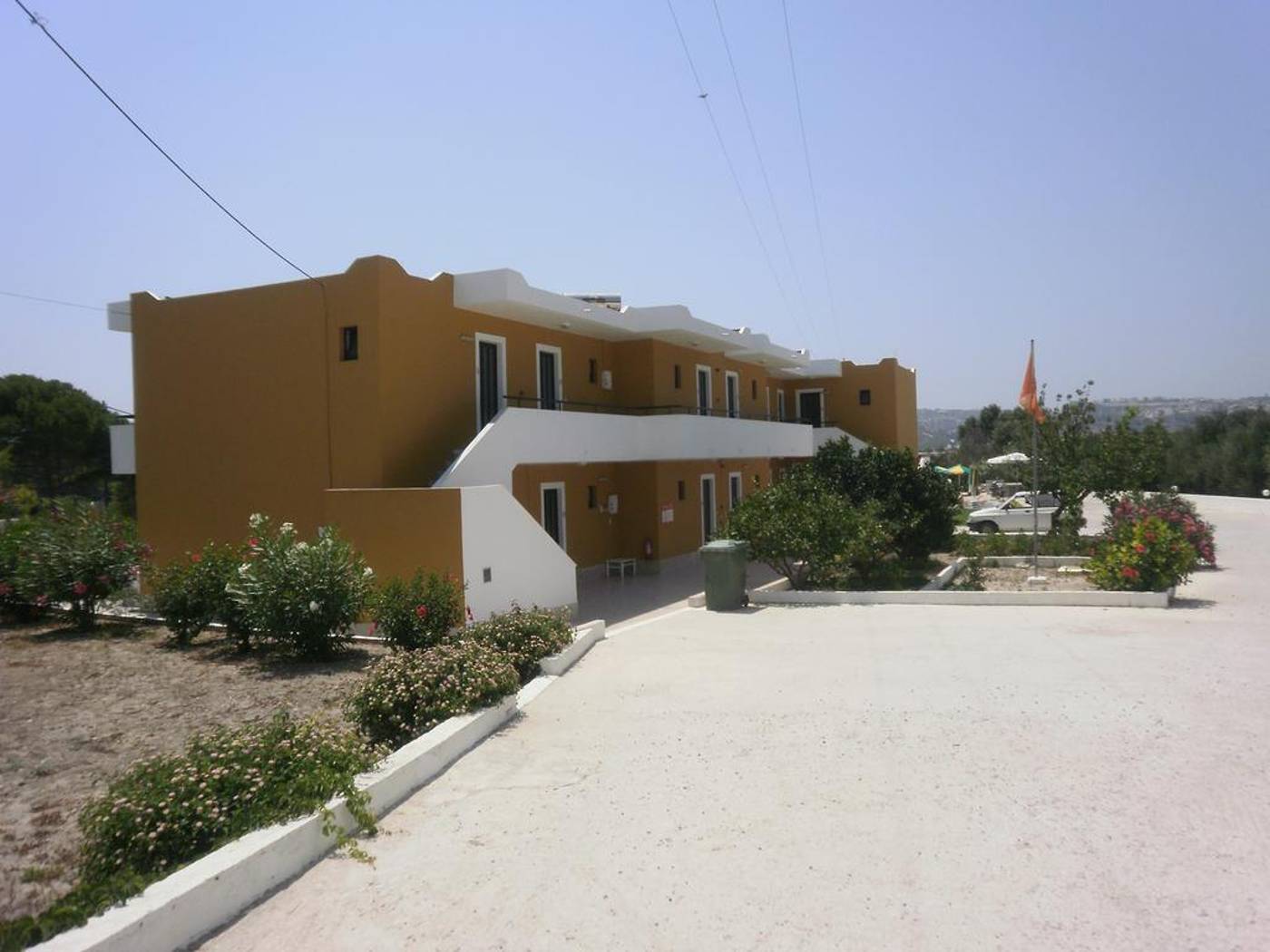 Manolis-Studios-General-view-10