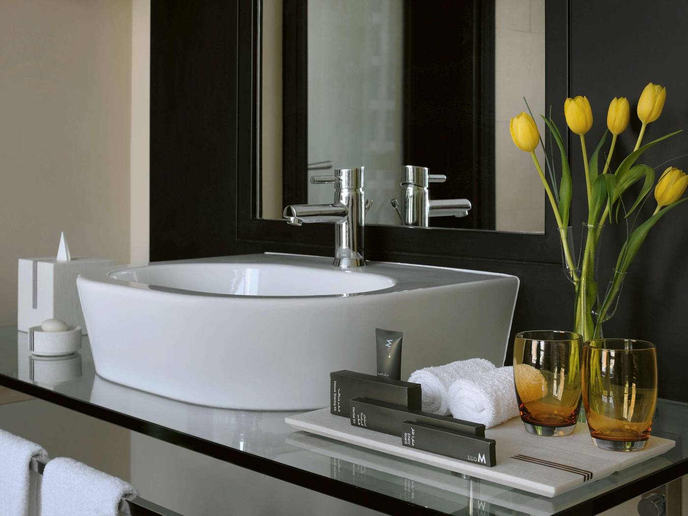 Movenpick-Hotel-Jumeirah-Lakes-Towers-Room-30