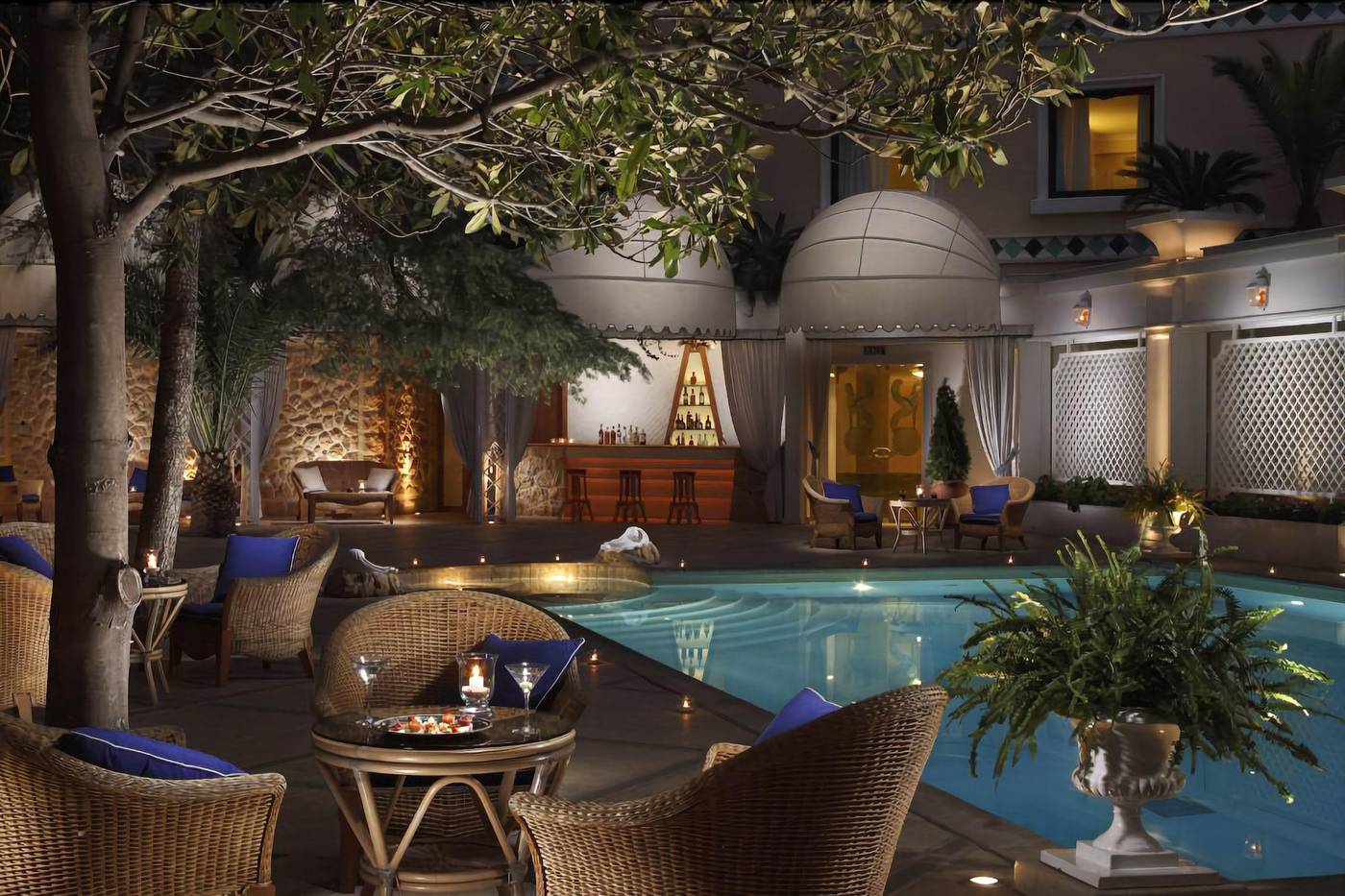 Royal-Olympic-Hotel-Sports-and-Entertainment-2