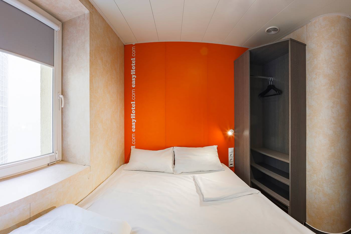 Easyhotel-Budapest-Oktogon-Room-19