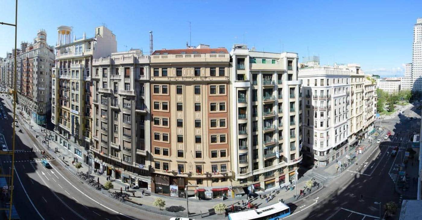Hotel-Madrid-Centro-Affiliated-by-Melia-Room-4