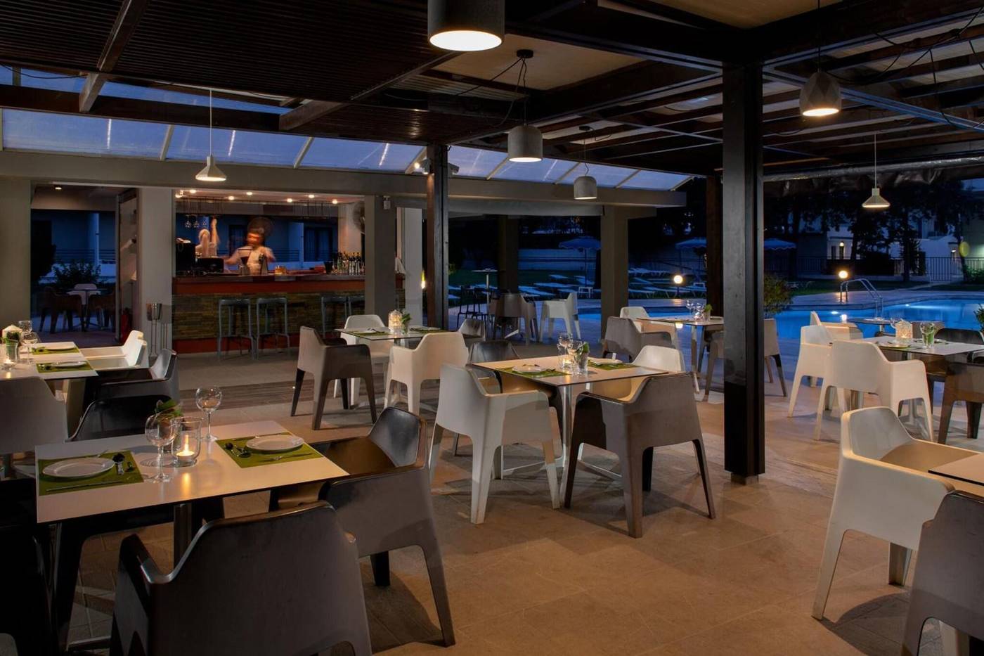 Matoula-Beach-Restaurant-30