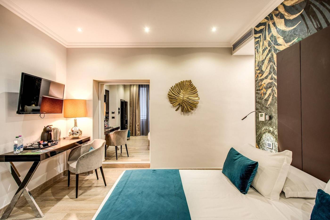 Relais-De-La-Poste-Room-16