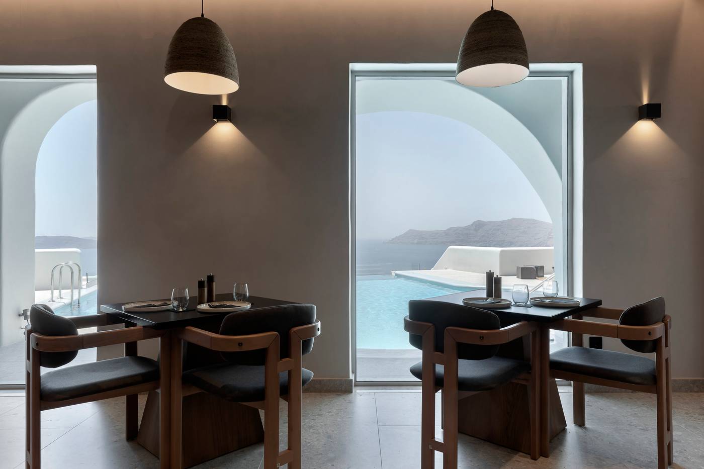 Hom-Santorini-Restaurant-40