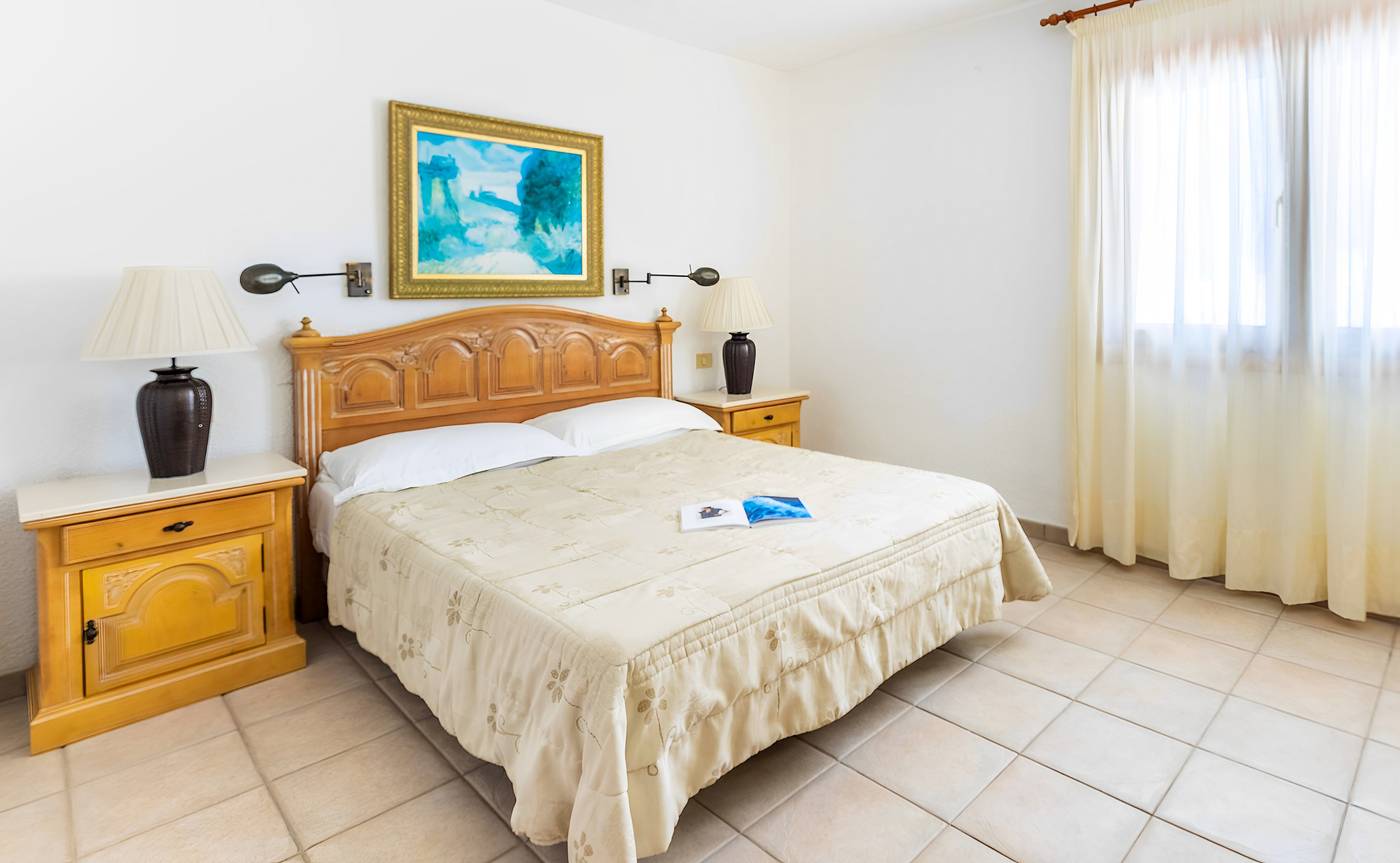 15.12.25 ONA Beverly Hills Suites