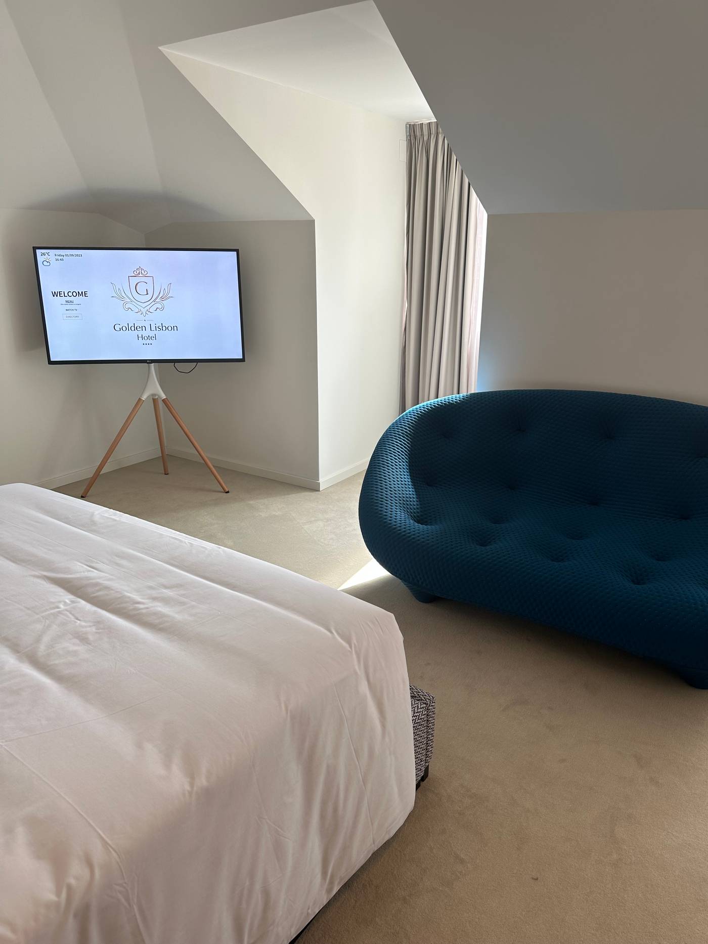 Golden-Lisbon-Hotel-Room-19