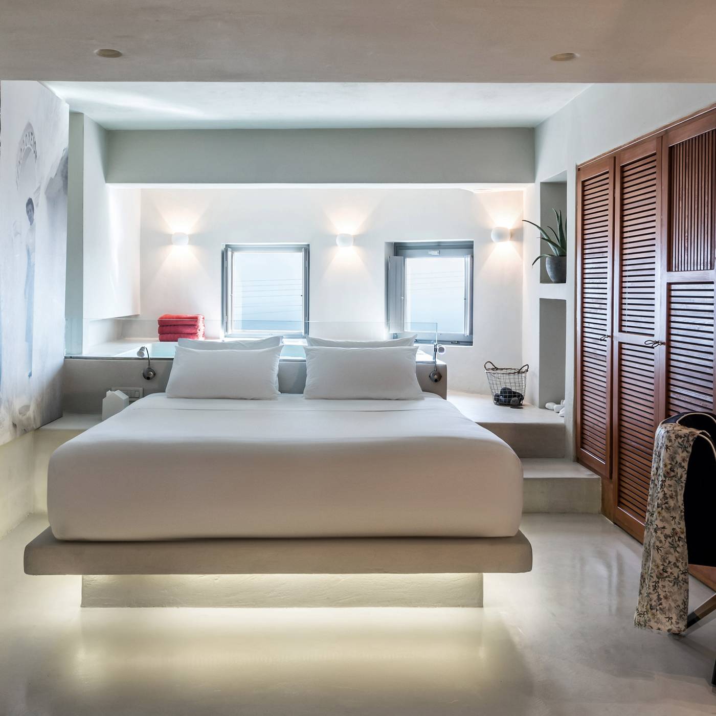 West-East-Suites-Room-35