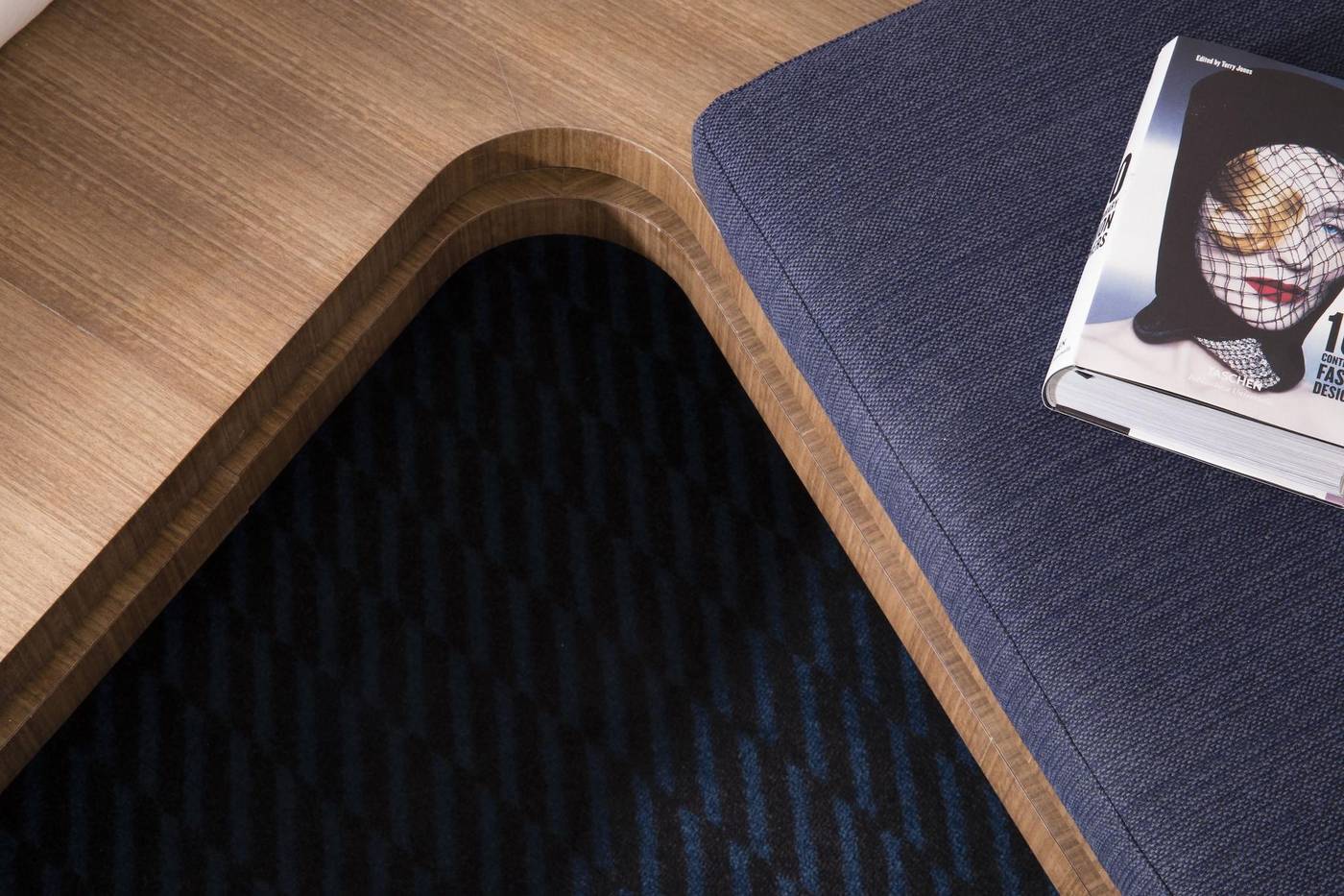 Maison-Elle-Paris-Room-7