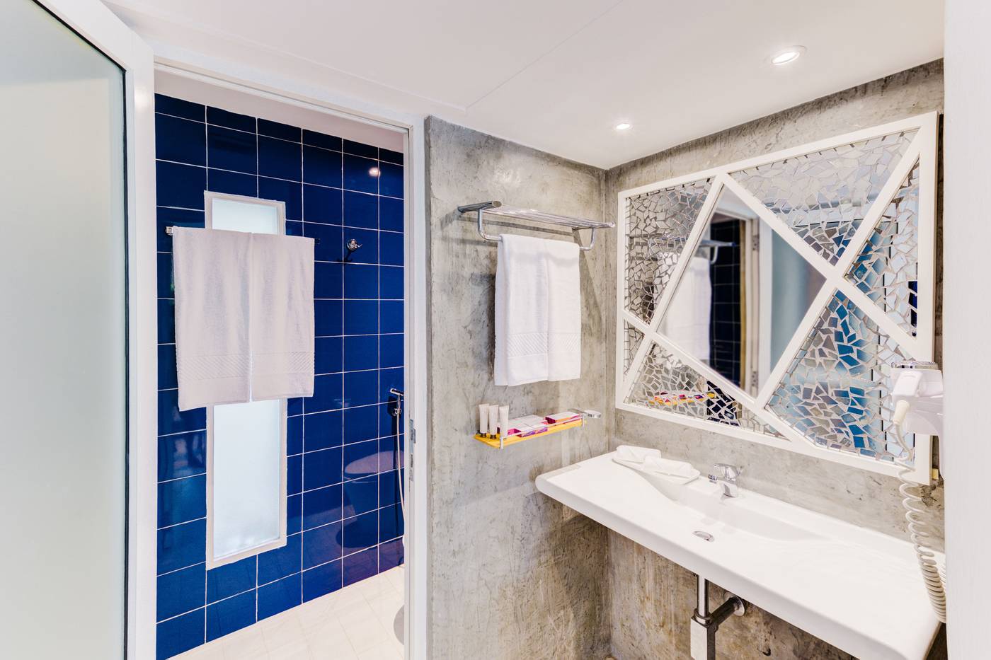 Trinco-Blu-By-Cinnamon-Room-16