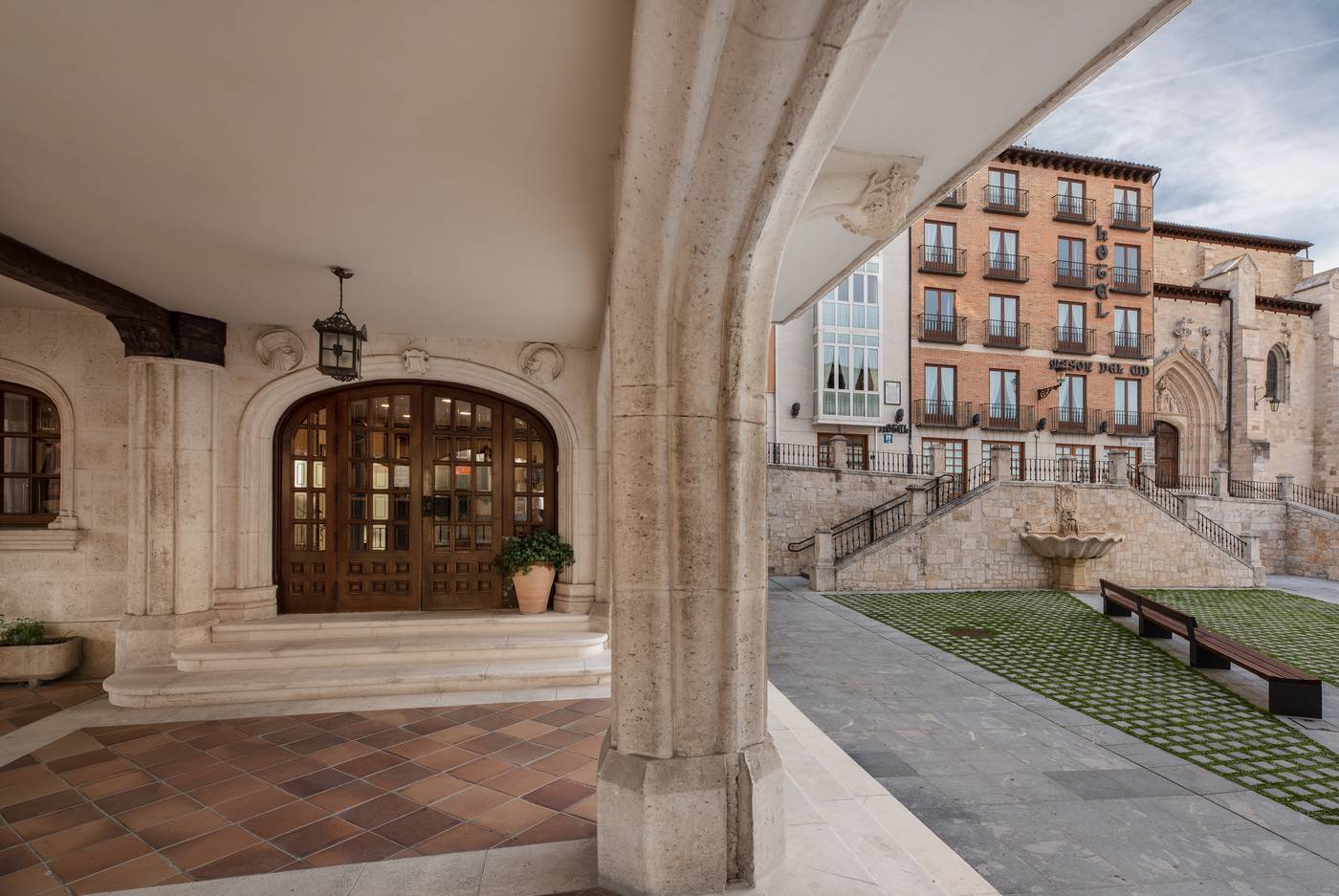 Crisol Meson del Cid-Spain-BURGOS-General view-4