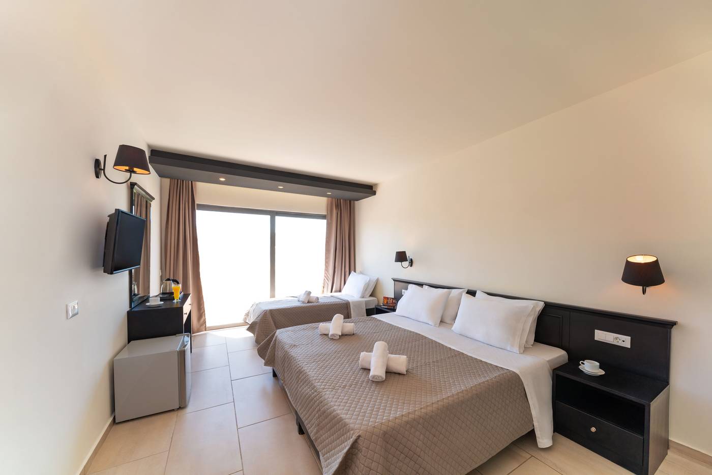 Ocean-Blue-Hotel-Room-18