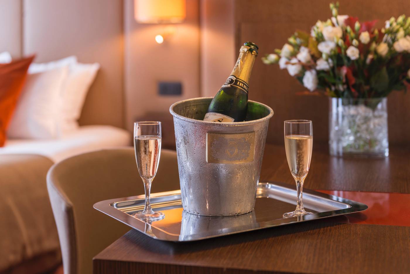 Hotel-La-Bourdonnais-by-Inwood-Hotels-Room-35