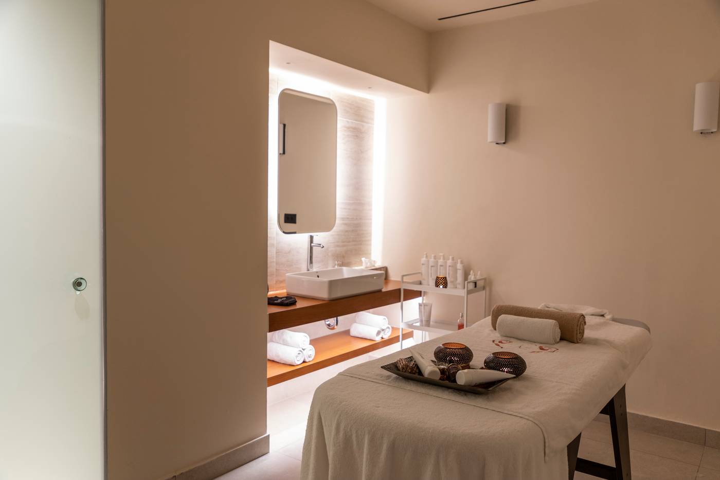 Kerkyra-Blue-Hotel---Spa-Sports-and-Entertainment-63