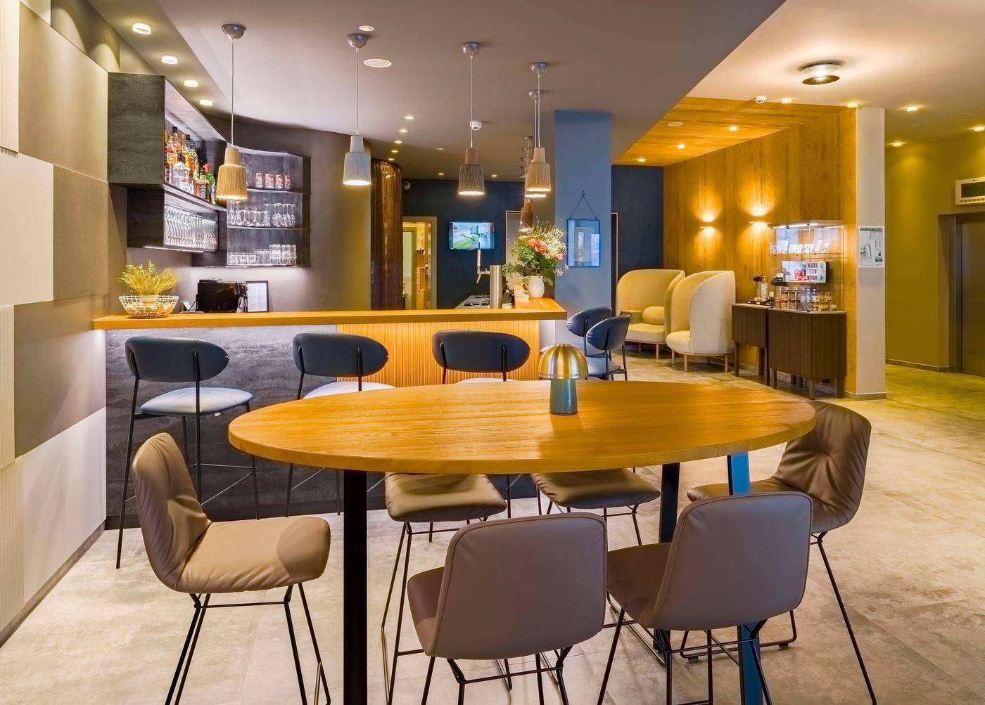 Best-Western-Hotel-Kantstrasse-Berlin-Lobby-12