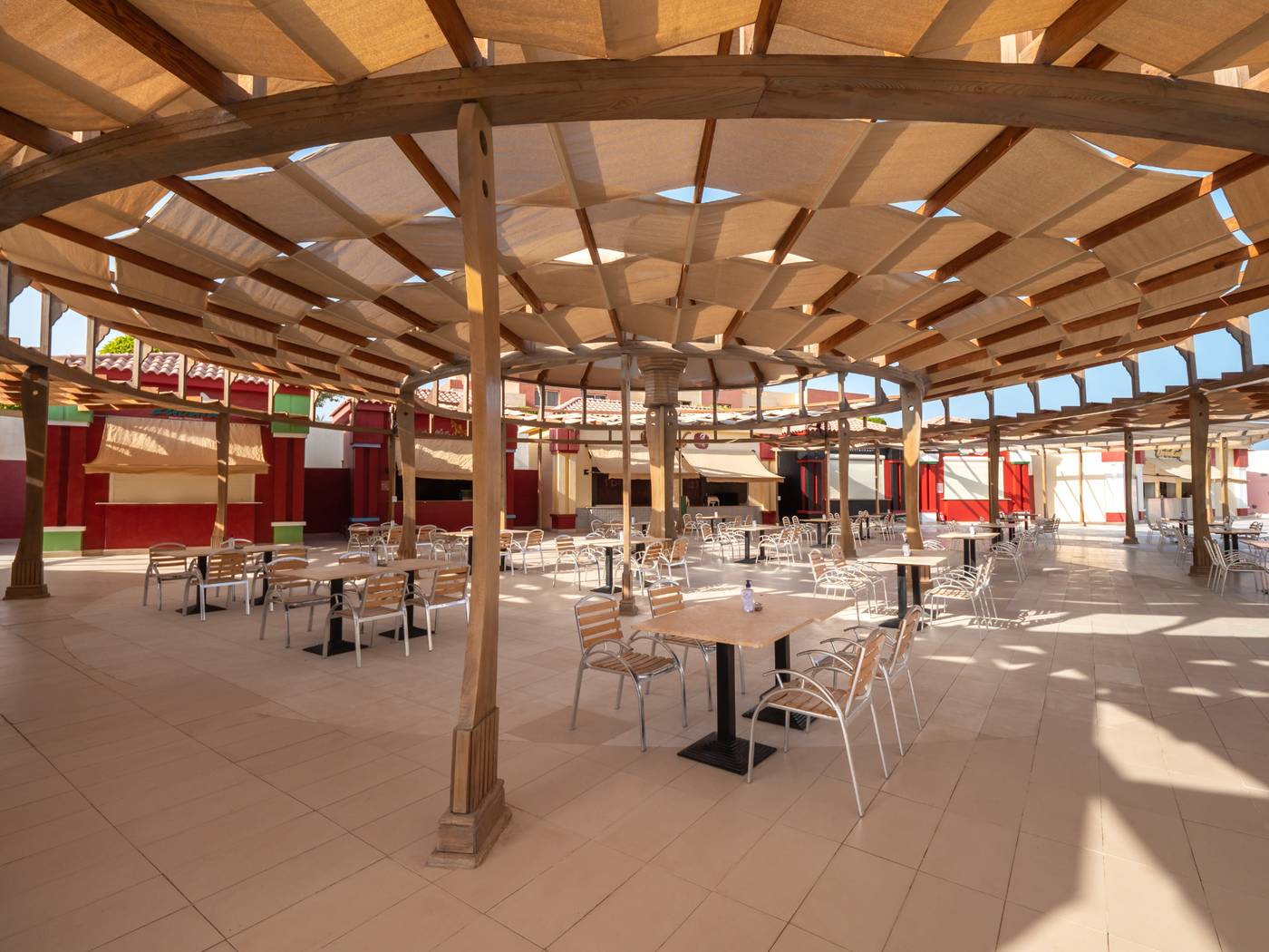 Serenity-Alma-ex--Serenity-Fun-City-Bar-45