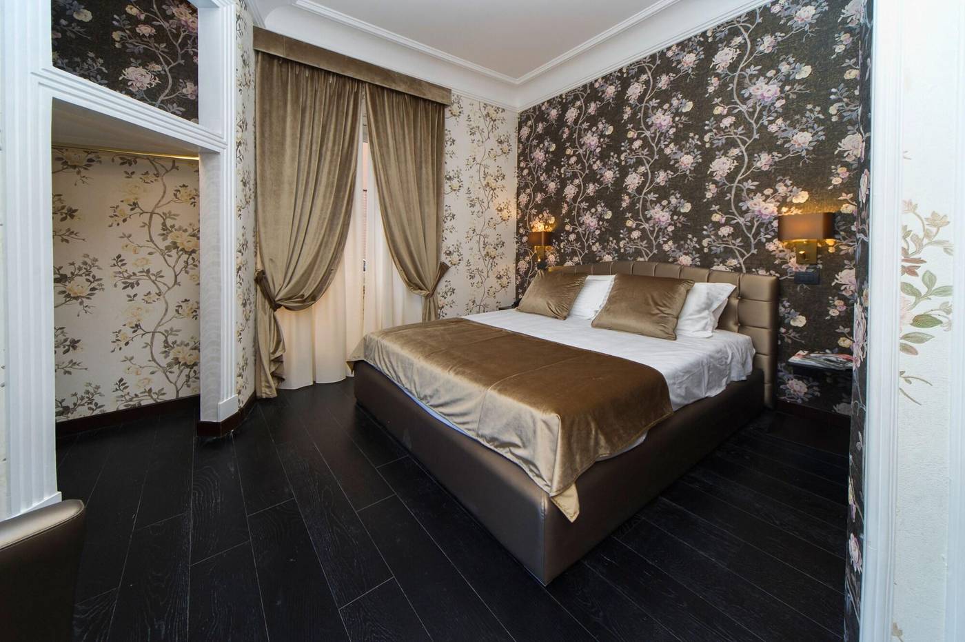 Via-Veneto-Suites-Room-16