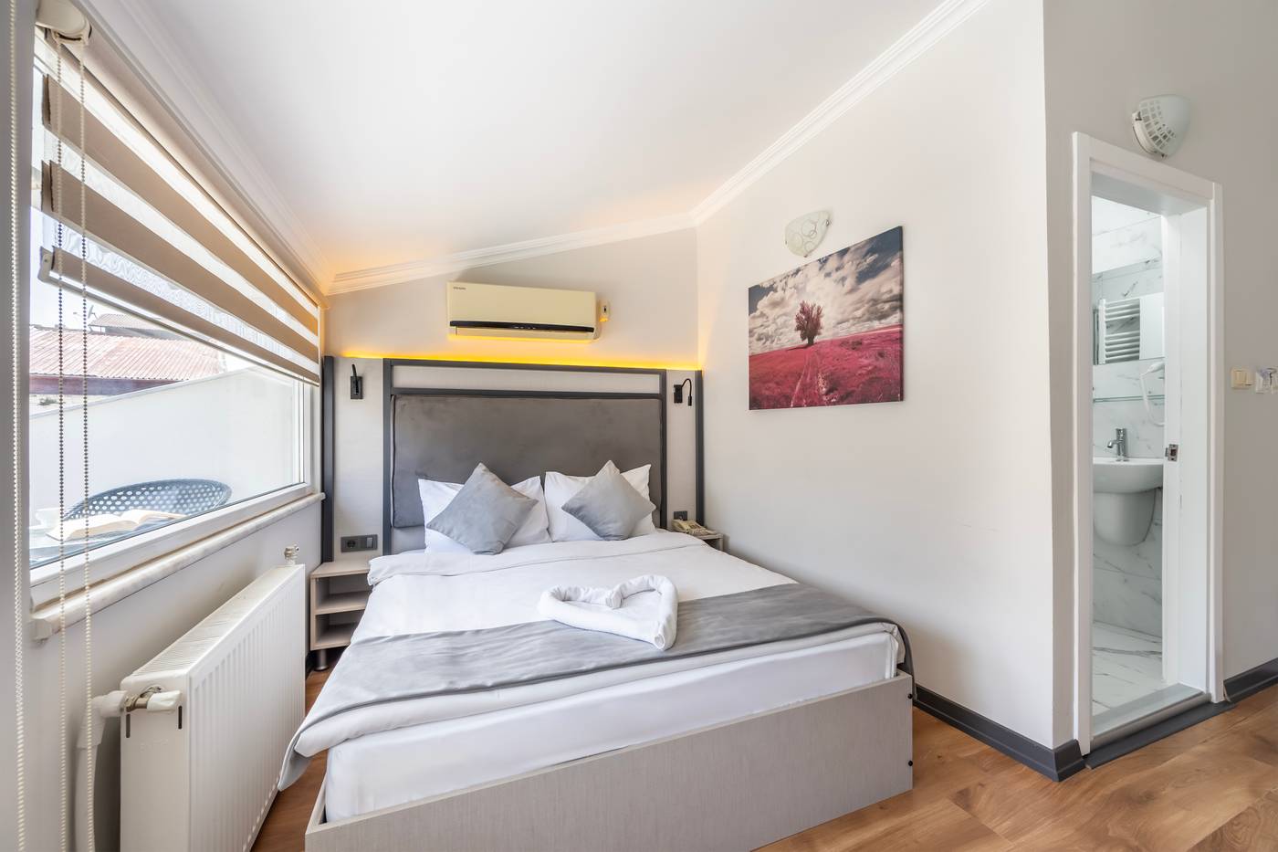 Taksim-Trust-Hotel-Room-24