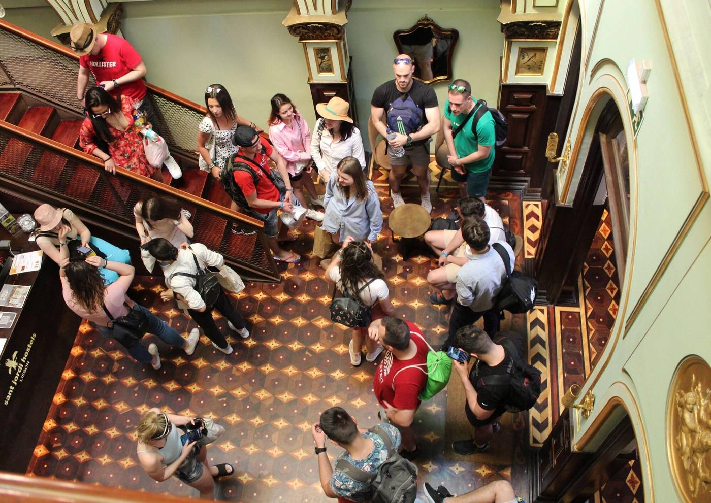 Sant-Jordi-Hostels-Lisbon-Lobby-21