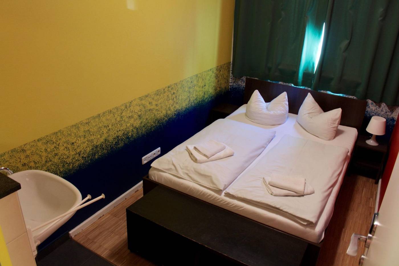 Holi-Hostel-Hotel-Room-20