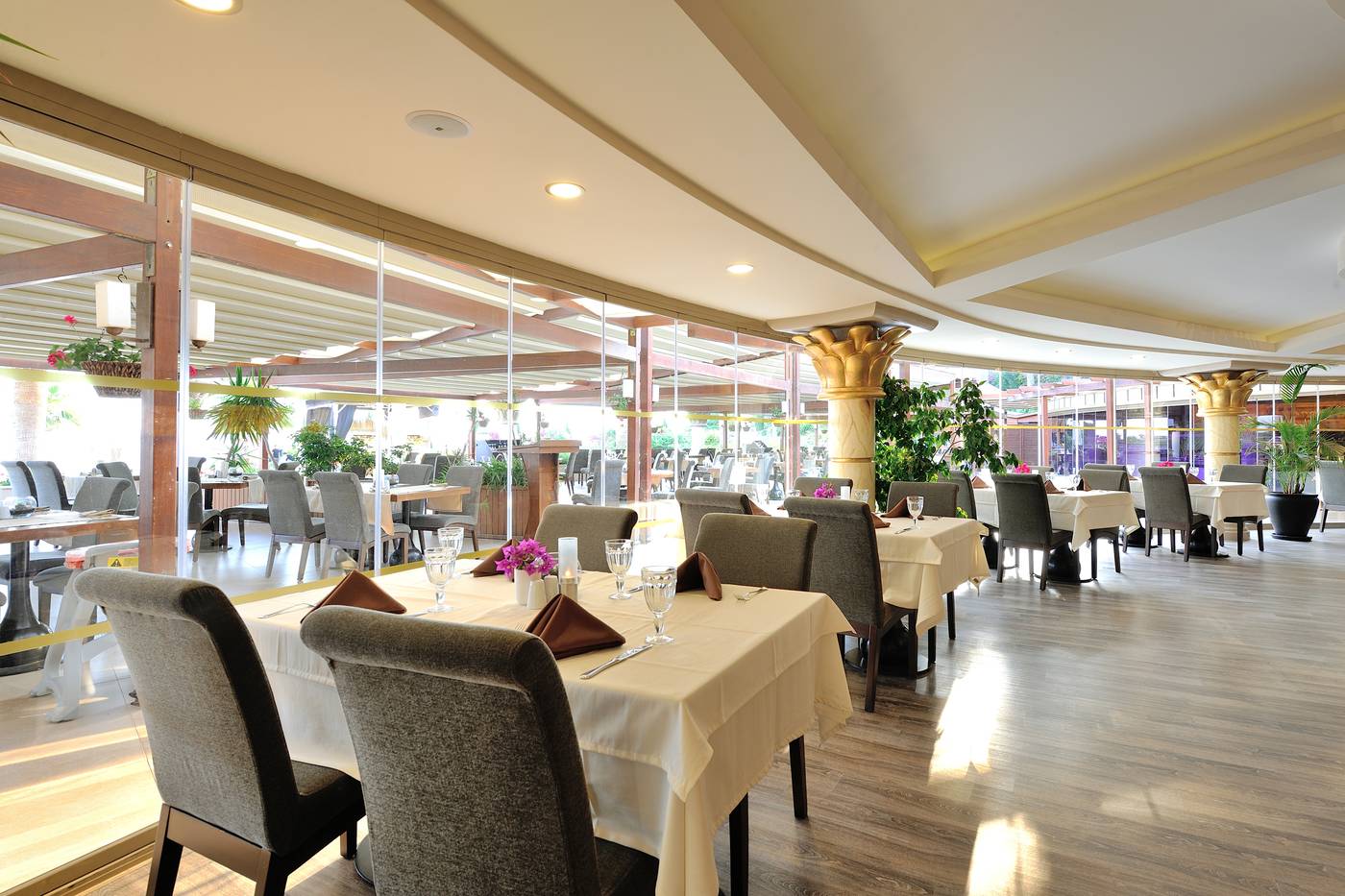 Sianji-Wellbeing-Resort-Restaurant-43