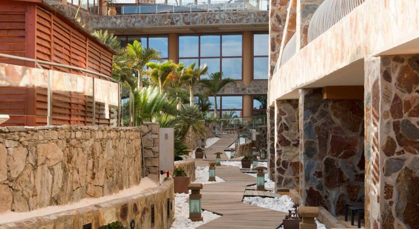 Gloria-Palace-Amadores-Lobby-3