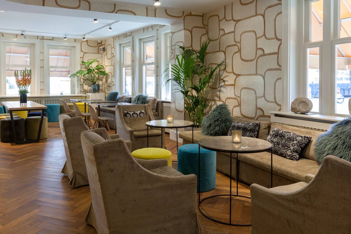 The-Delphi---Amsterdam-Townhouse-Lobby-1