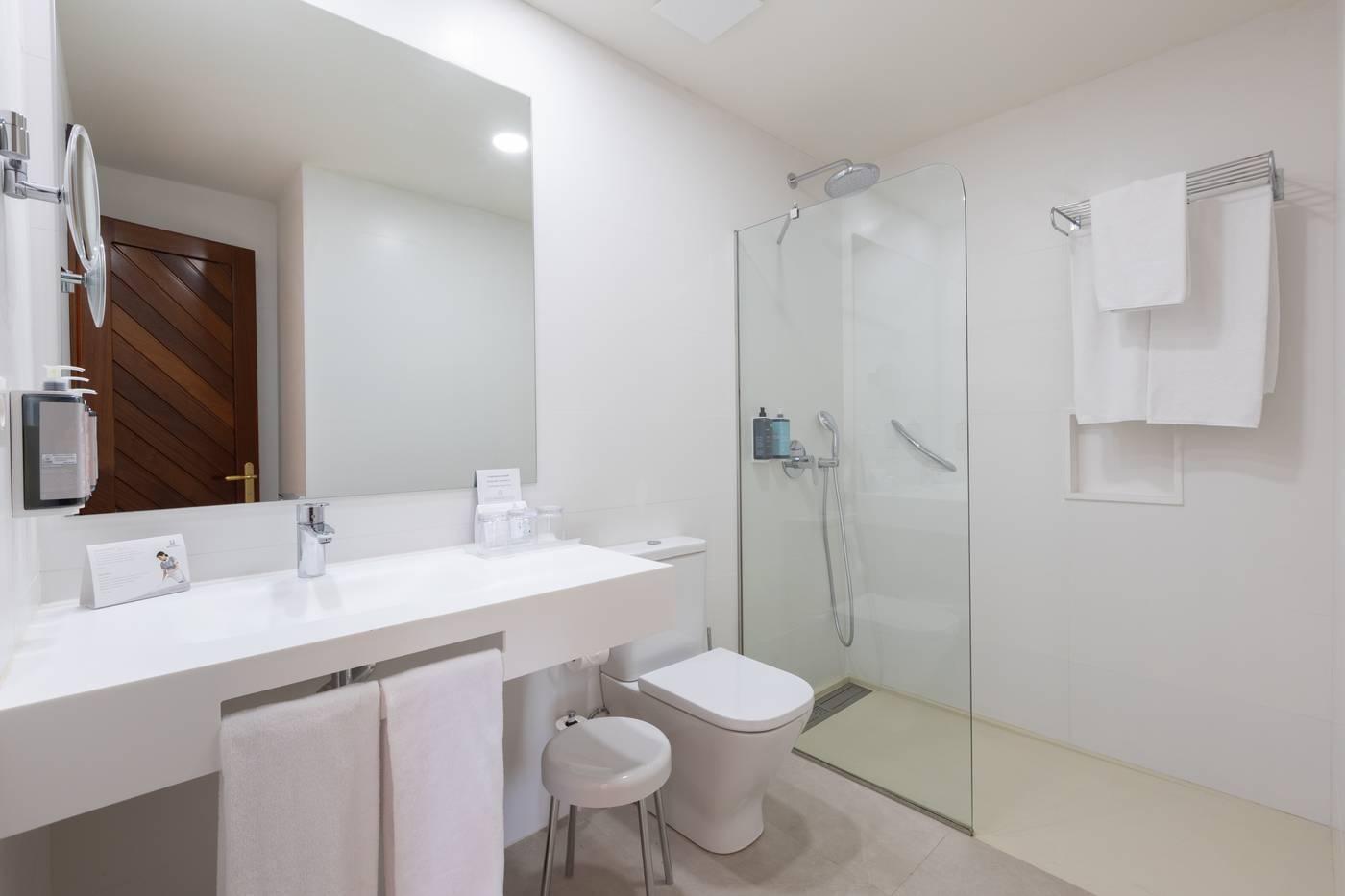 Hipotels-La-Geria-Room-44