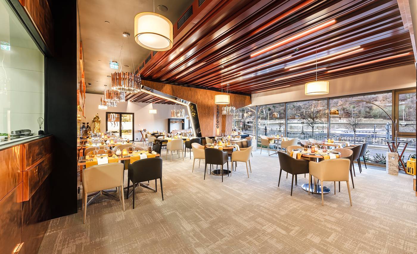 The-President-Restaurant-56