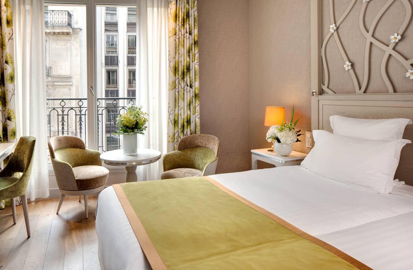 Rochester-Champs-Elysees-Room-11
