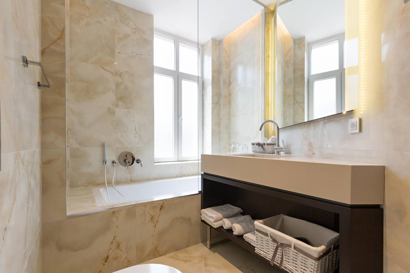 Maccani Luxury Suites-Serbia-Belgrade-Room-5