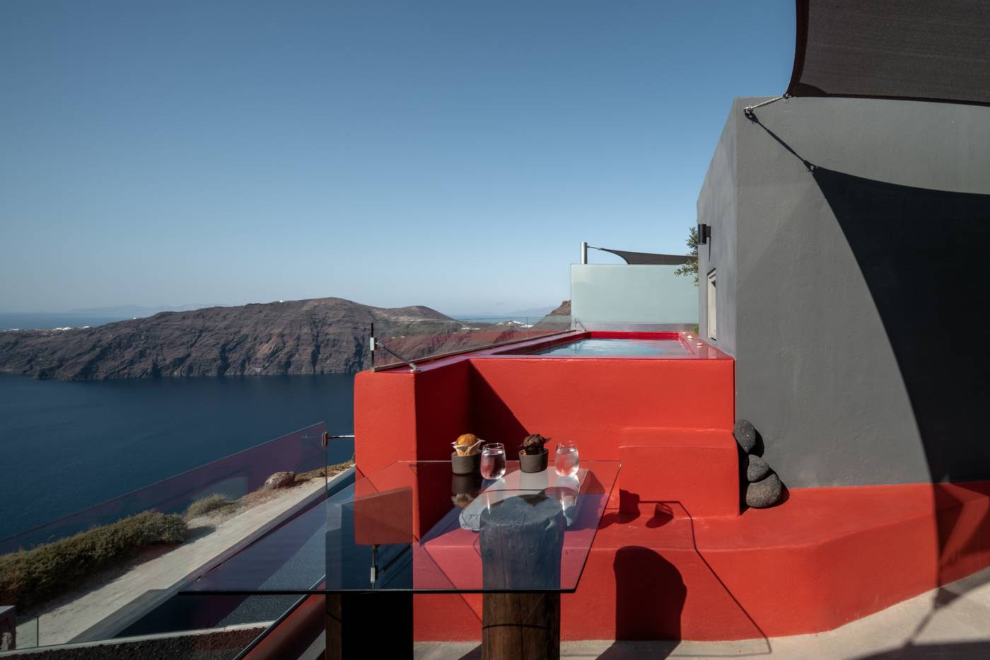 West-East-Suites-Room-100