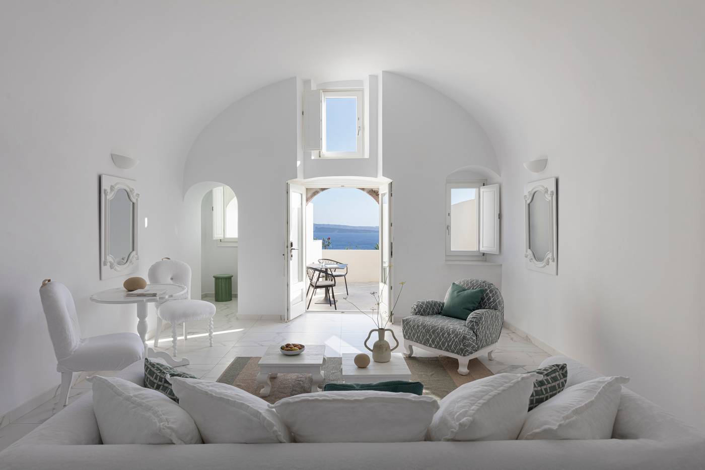 Canaves-Oia-Suites---Adults-Only-Room-48