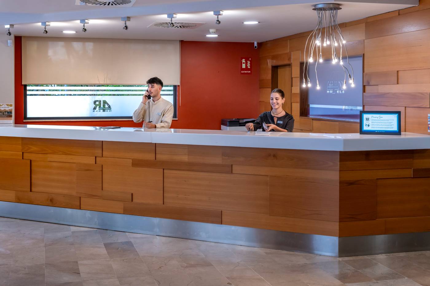 4R-Salou-Park-Resort-II-Lobby-39