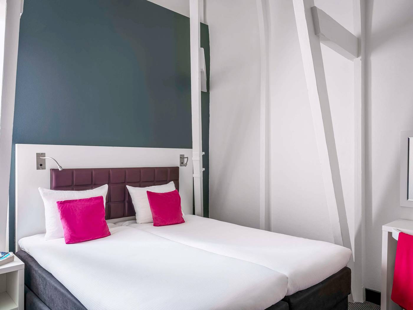 ibis-Styles-Amsterdam-Amstel-Room-27