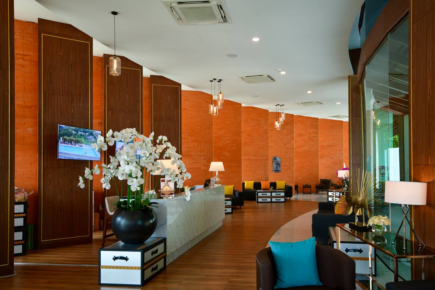 MIDA-Grande-Resort-Phuket-Lobby-82