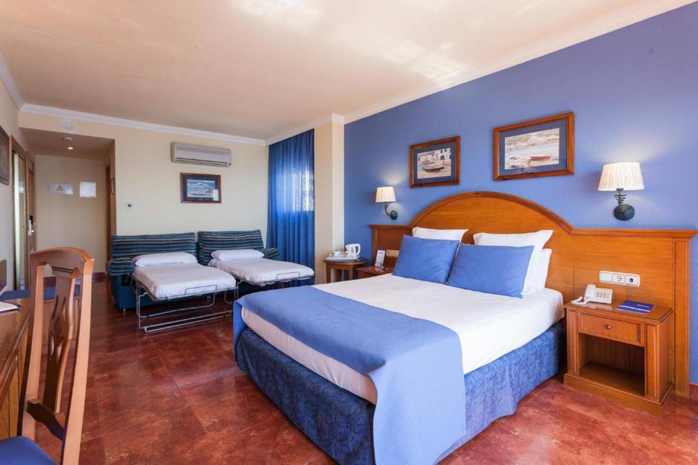 Isabel-Room-42