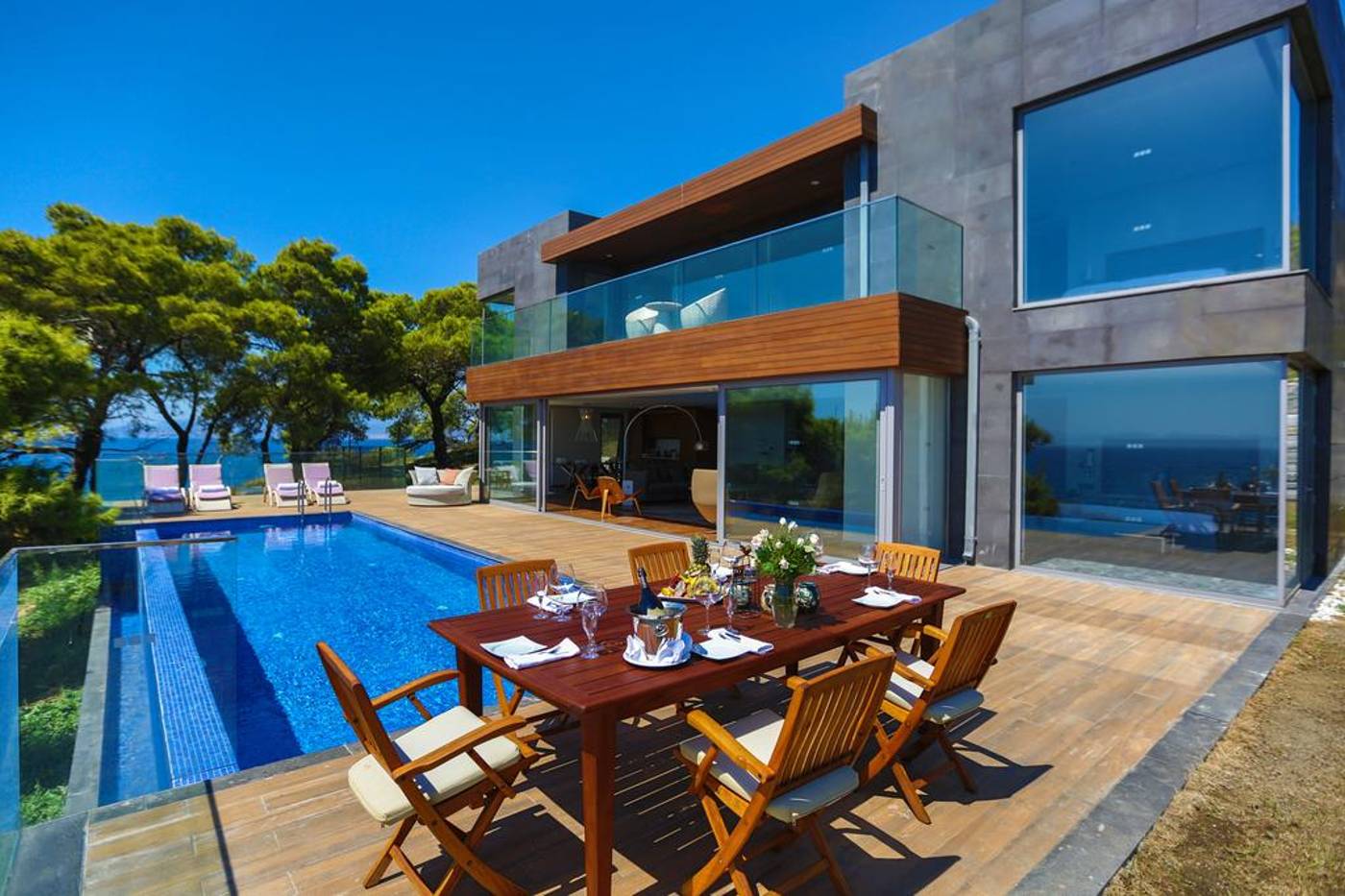 Pine Bay Holiday Resort - Kusadasi, Izmir - On The Beach