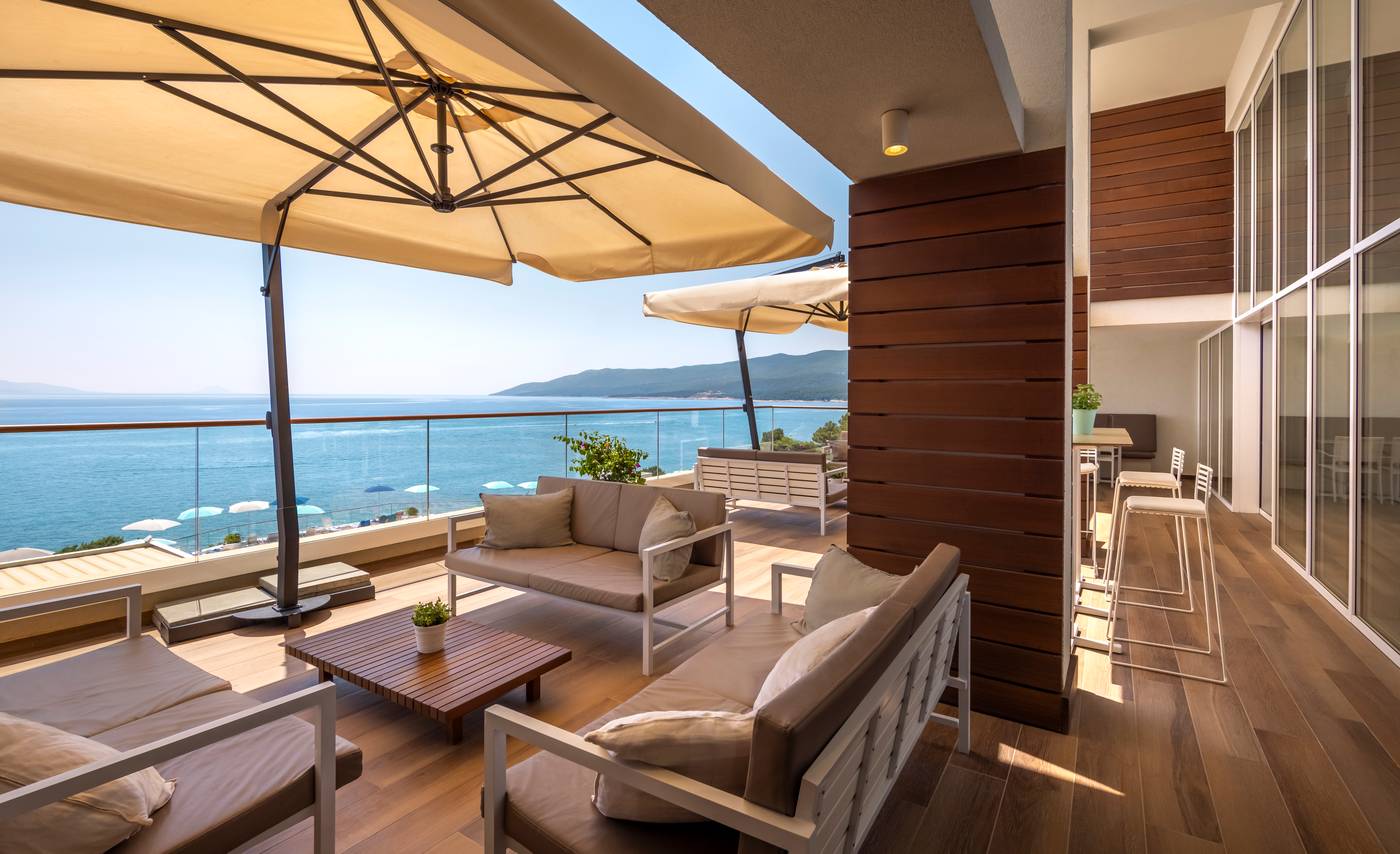 Valamar-Bellevue-Hotel---Residence-Bar-31