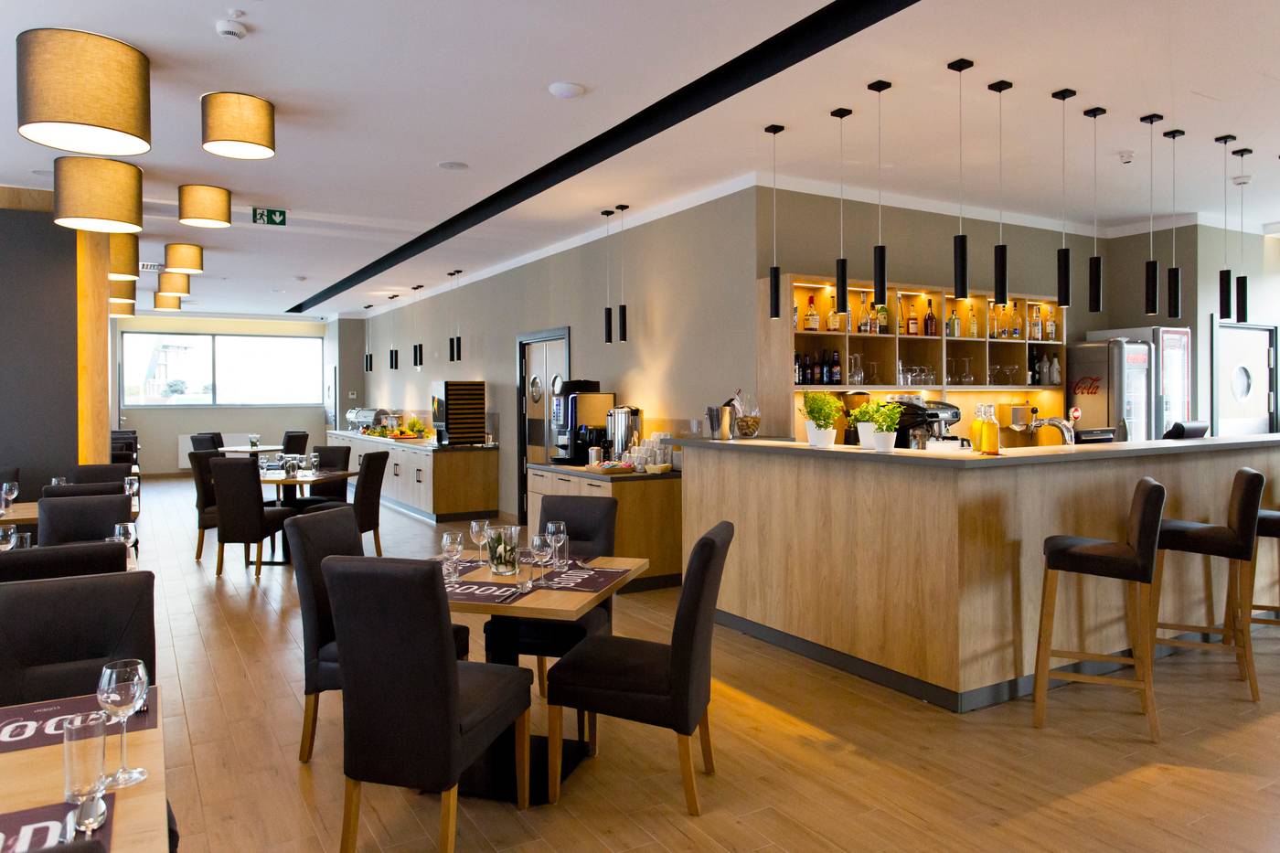 Conrad-Comfort-Aparthotel-Bar-12