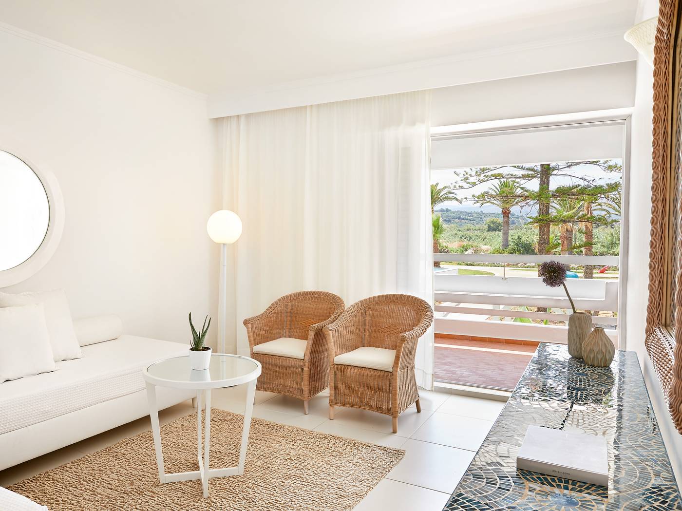 Grecotel-LUXME-White-General-view-39