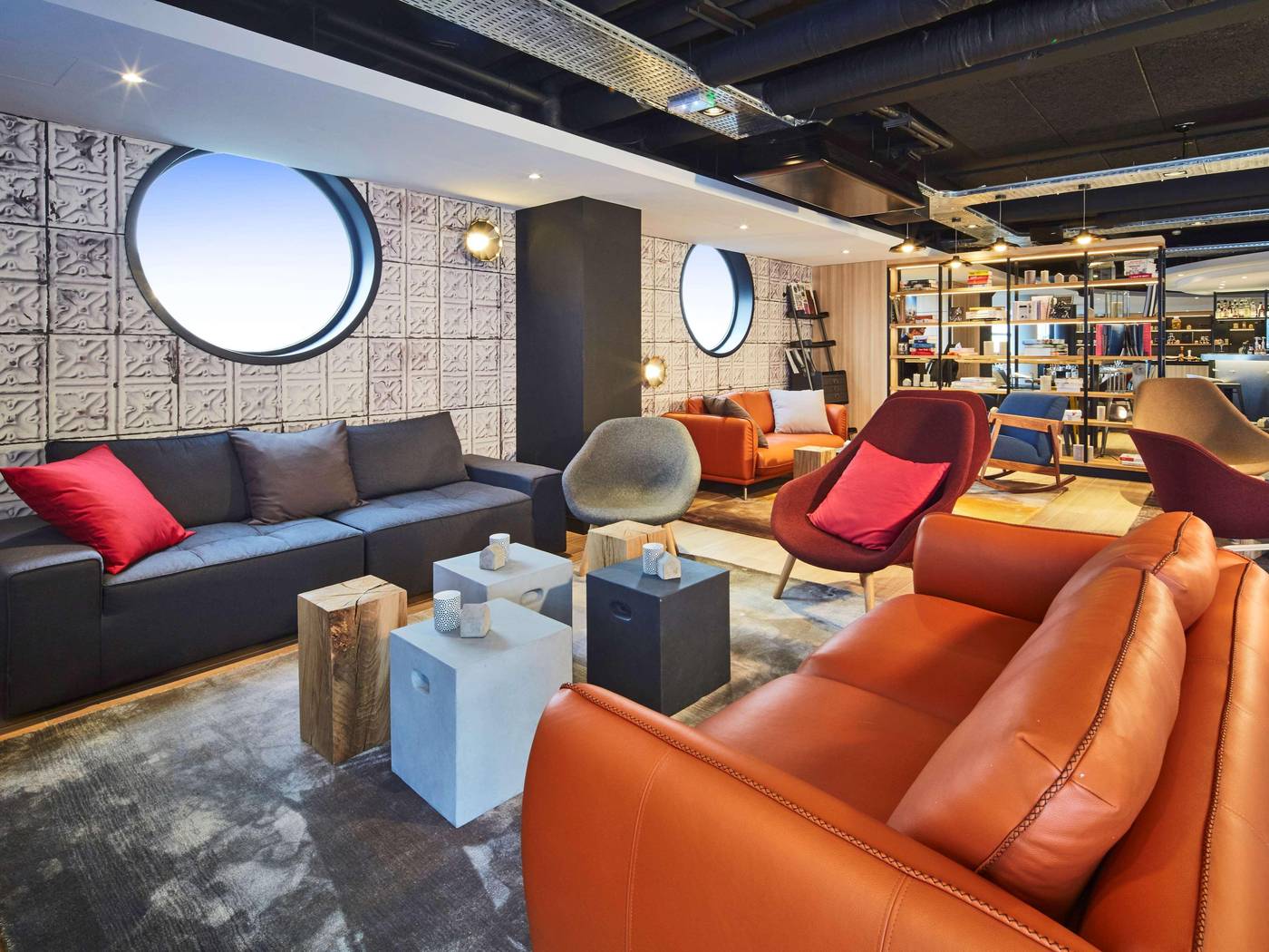 Campanile-Le-Bourget-Airport-Restaurant-16