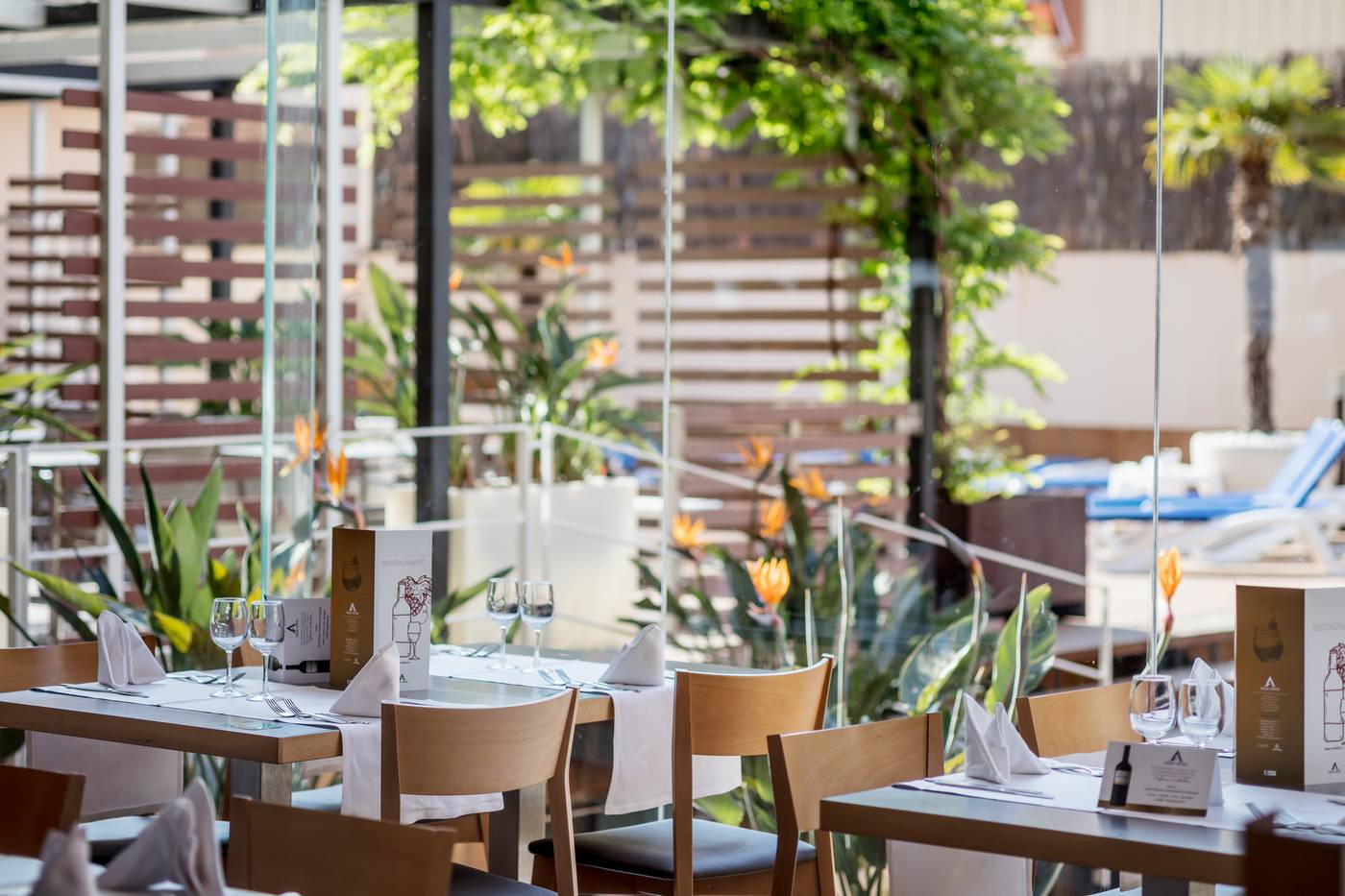 Aqua-Hotel-Promenade-Restaurant-9