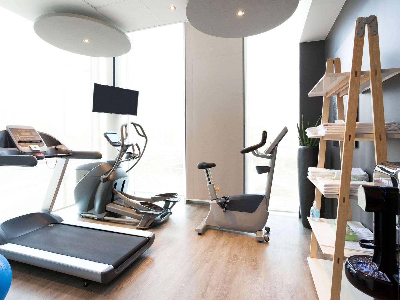 Novotel-Paris-17-Sports-and-Entertainment-68