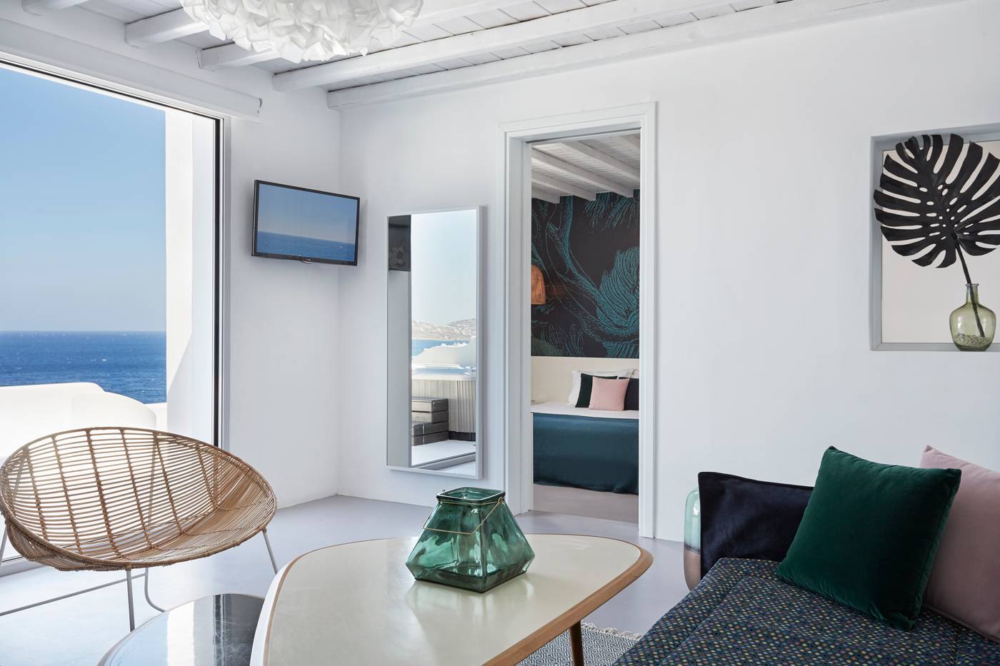 Kouros-Hotel---Suites-Room-28