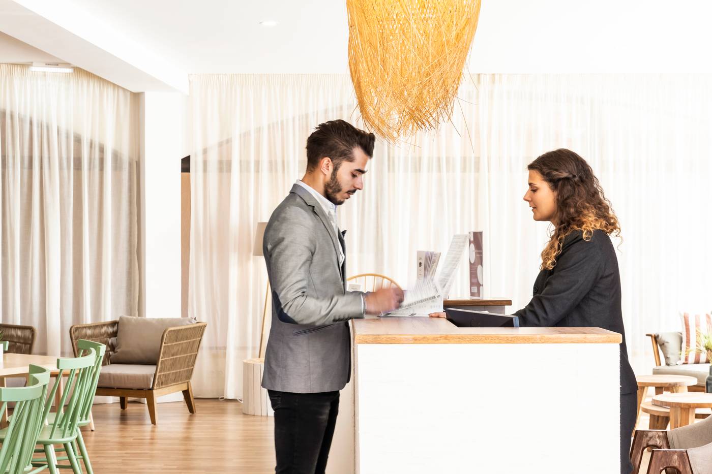 Clube-Maria-Luisa-Lobby-38