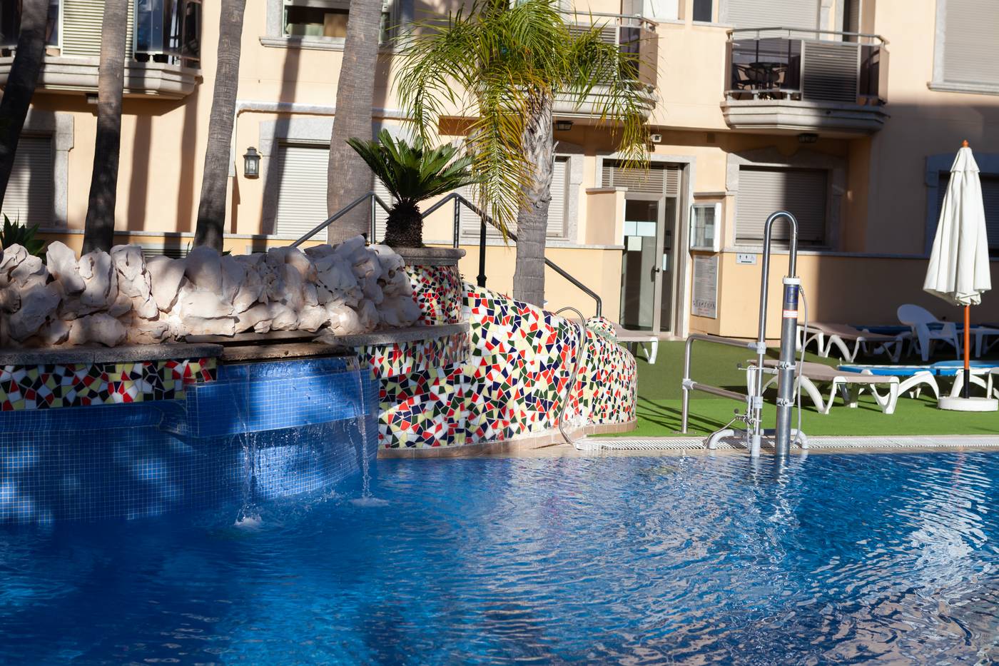 Mediterraneo-Real-Pool-2