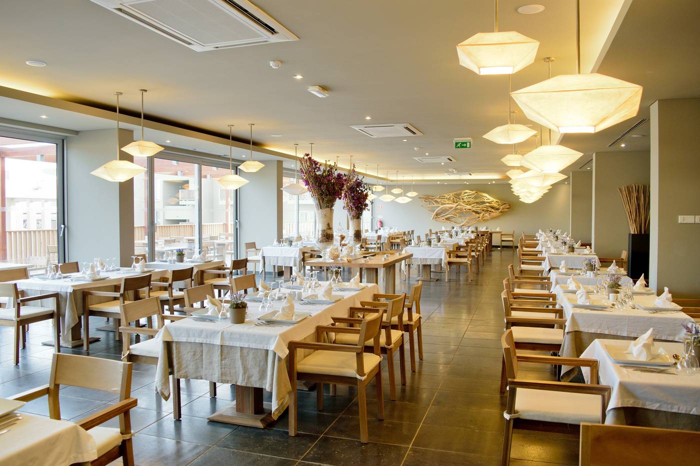 Oasis-Salinas-Sea-Restaurant-16