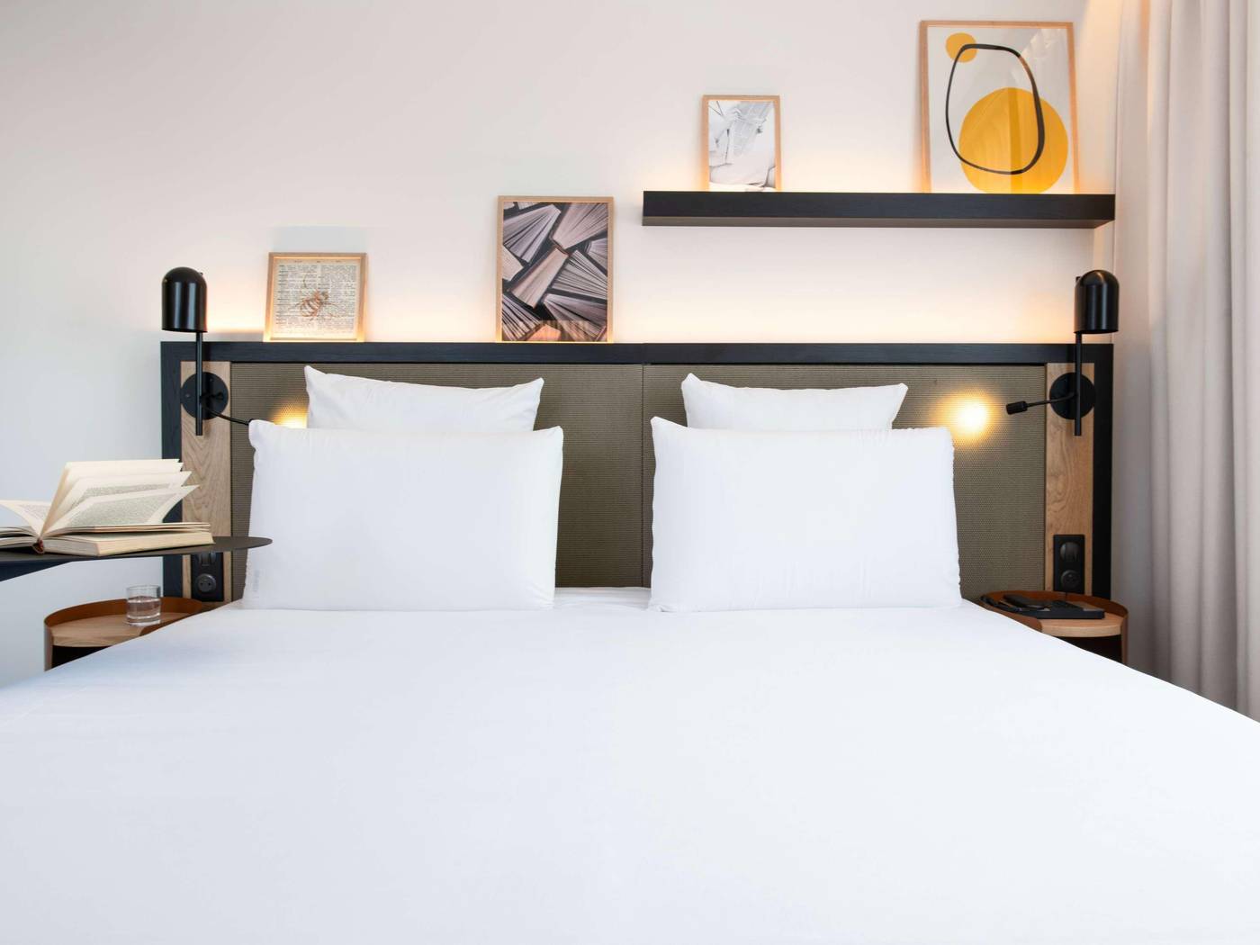 Hotel-Mercure-Paris-Bercy-Bibliotheque-Room-35